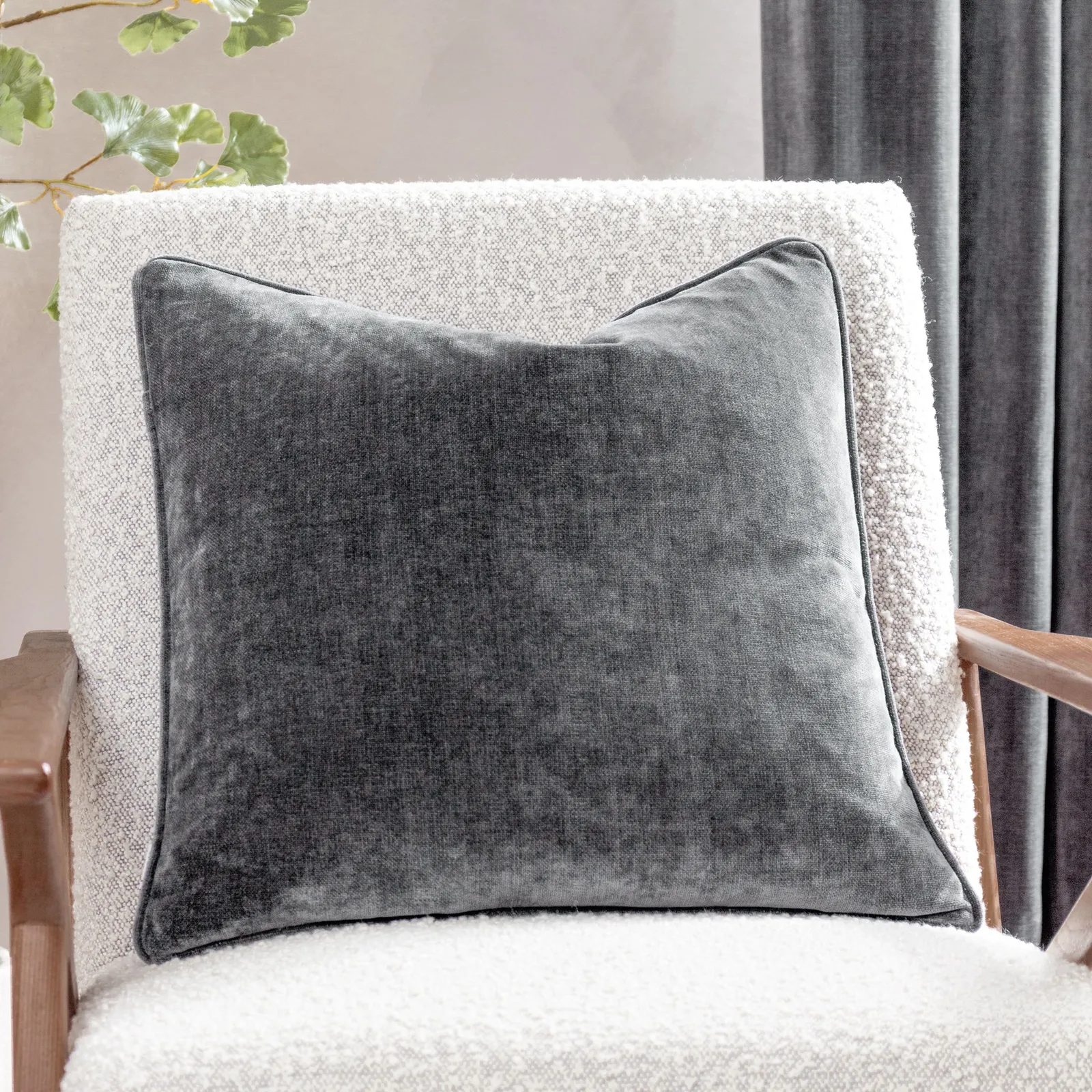 Yard Heavy Chenille Woven Piped Cushion in Charcoal 1