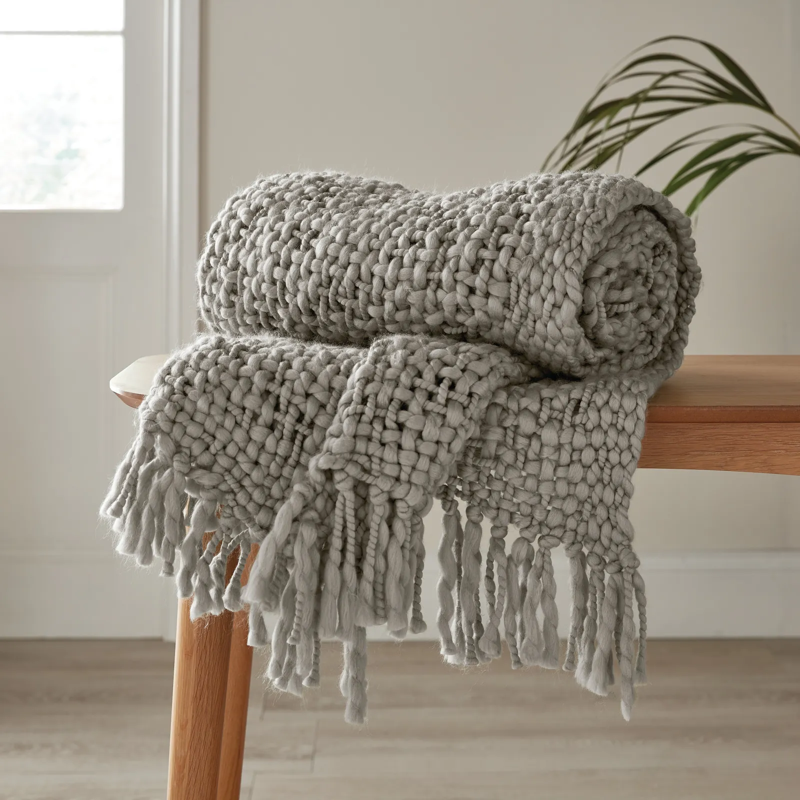 Freya Chunky Knit 130cm x 180cm Throw Grey