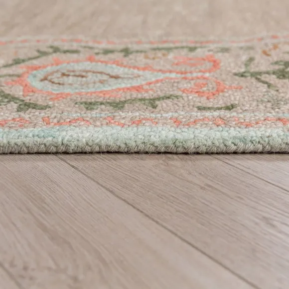 Mimi Traditional Border Rug 4