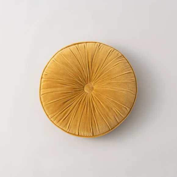 Clara Round Cushion 2