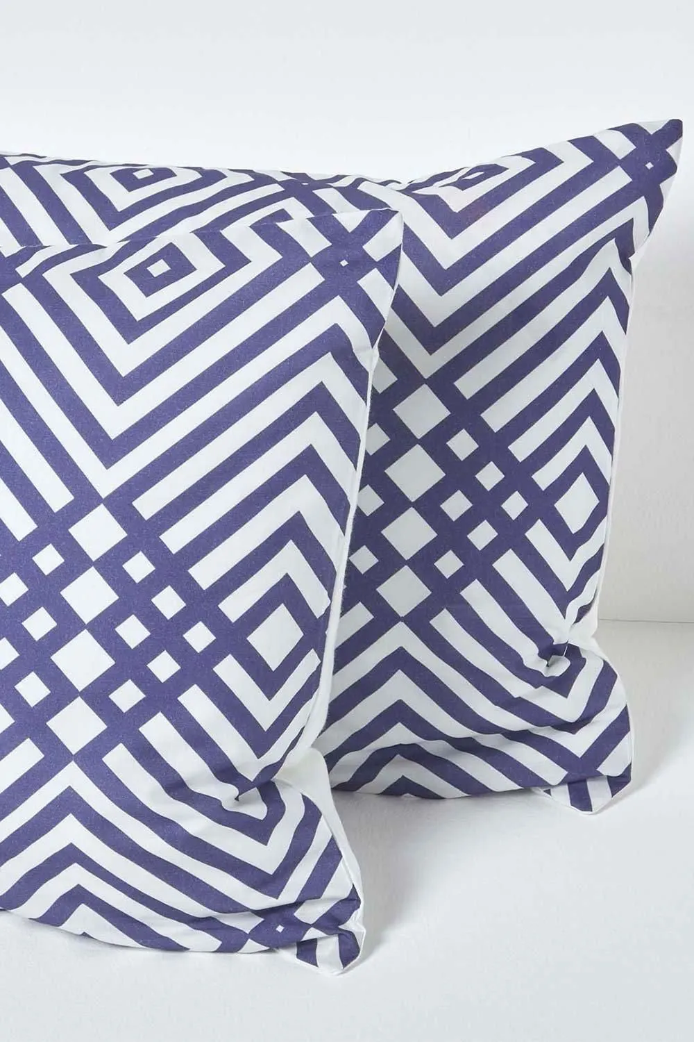 Homescapes Geometric Digitally Printed Cotton Duvet Cover Set in Indigo 4
