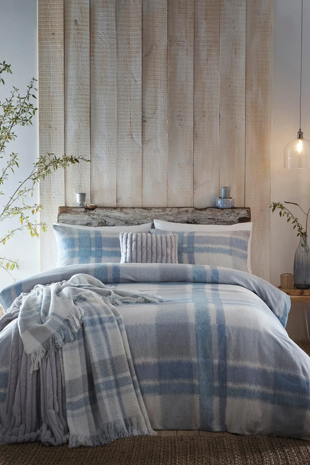 Appletree 'Verbier' 100% Brushed Cotton Duvet Cover Set in Blue 4