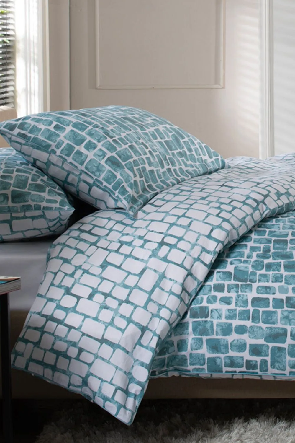 The Lyndon Company Tulle Extrasoft 100% Cotton Breathable Duvet Cover Set in Duck Egg Blue 4