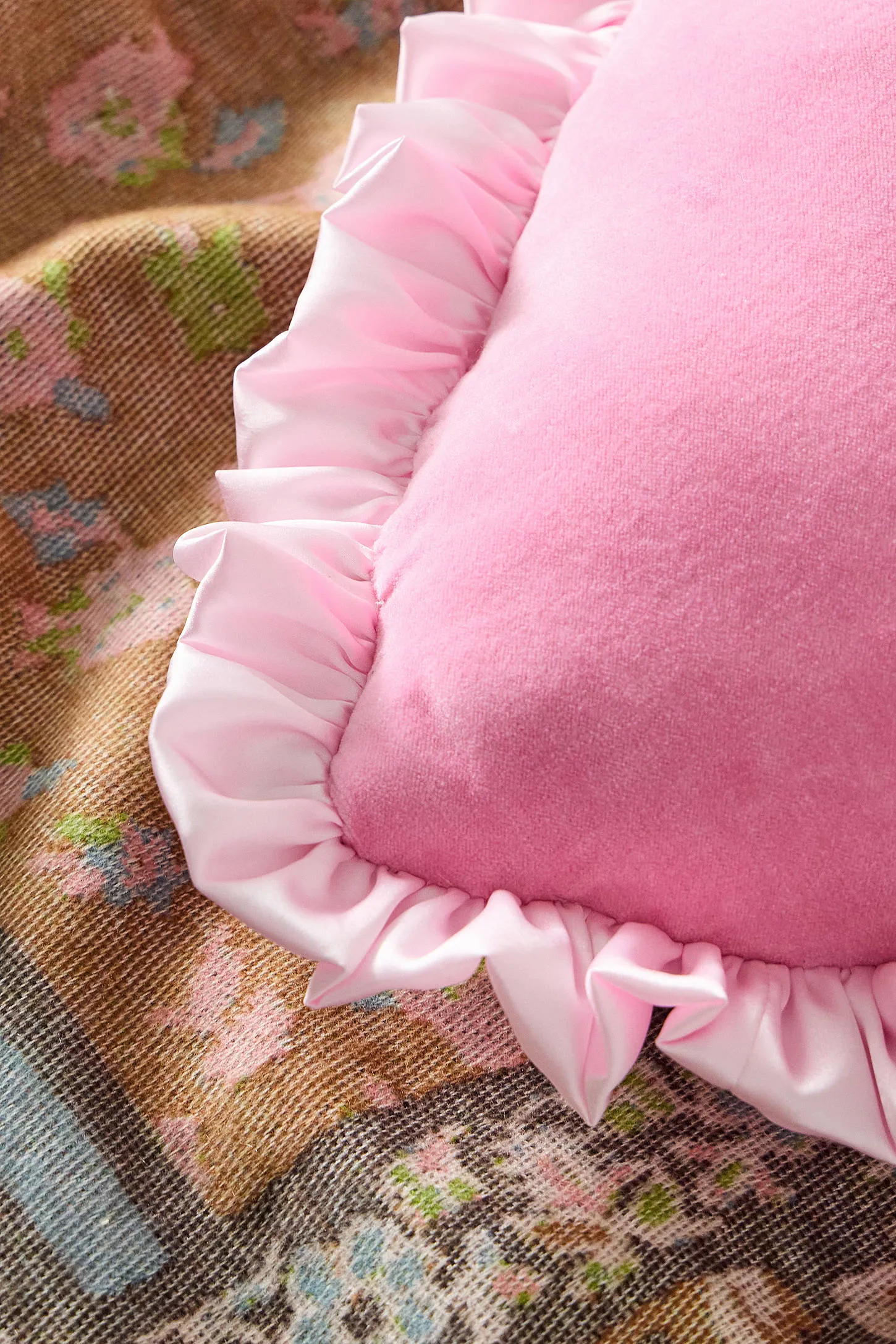 Pink Heart Velvet Mini Cushion - Pink 2