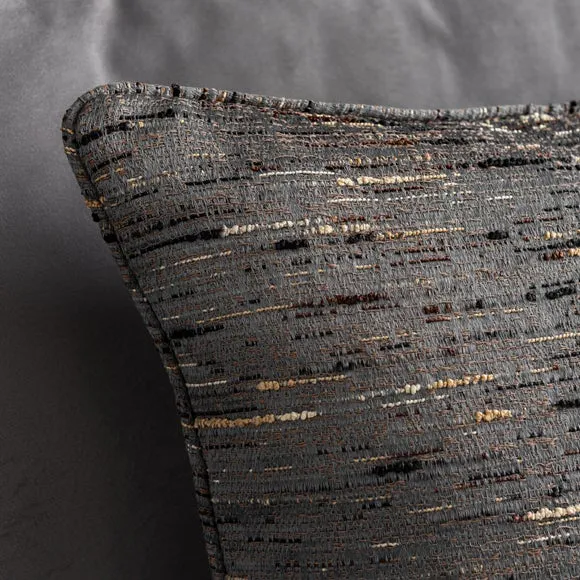 Hotel Fontaine Square Cushion 5