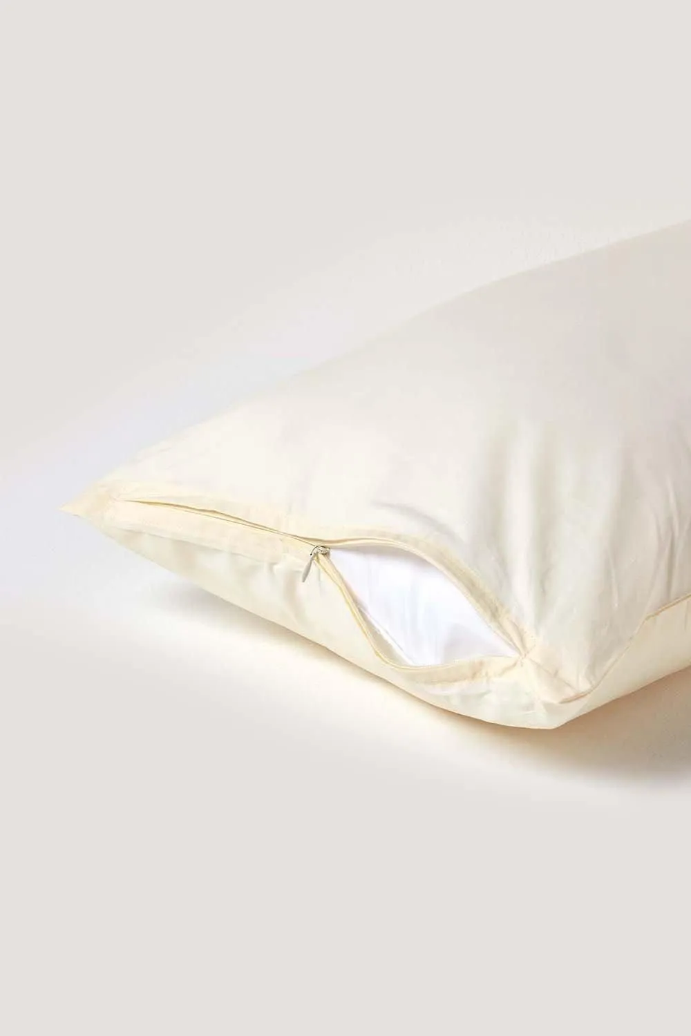 Homescapes Continental Egyptian Cotton Pillowcase 200 TC, 40 x 80 cm in Cream 3