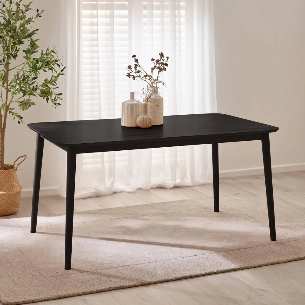 FurnitureboxUK Lynton Rectangular Black Wood 6 Seater Dining Table