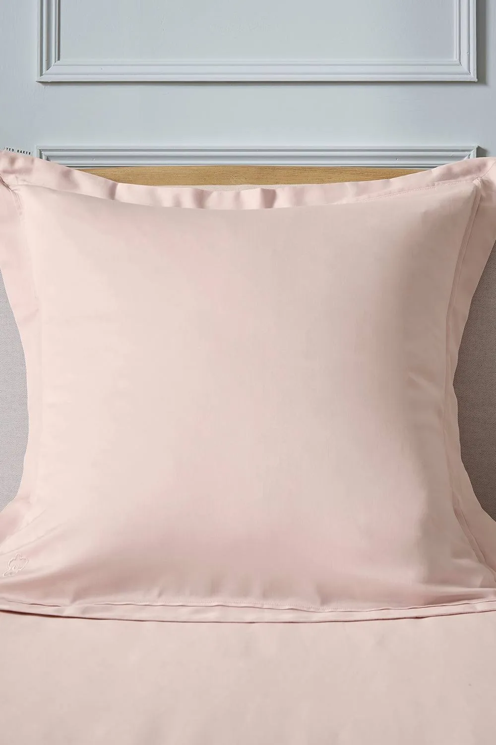 Ted Baker 'TB Plain Dye' Cotton Sateen Square Oxford Pillowcase in Pink 2