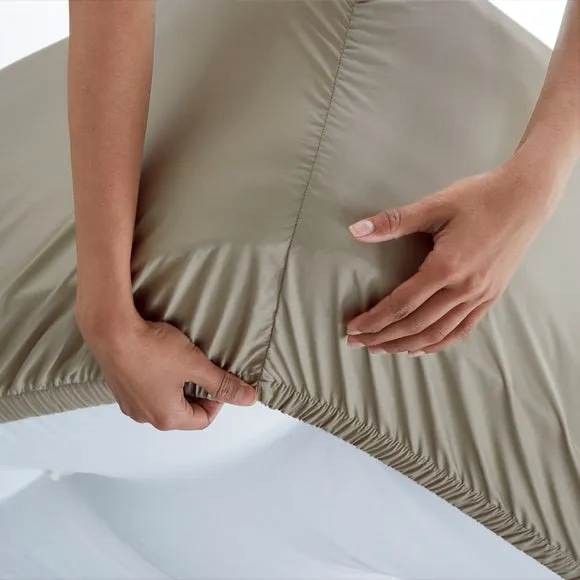 100% Egyptian Cotton 220 Thread Count True Grip® Fitted Sheet 3