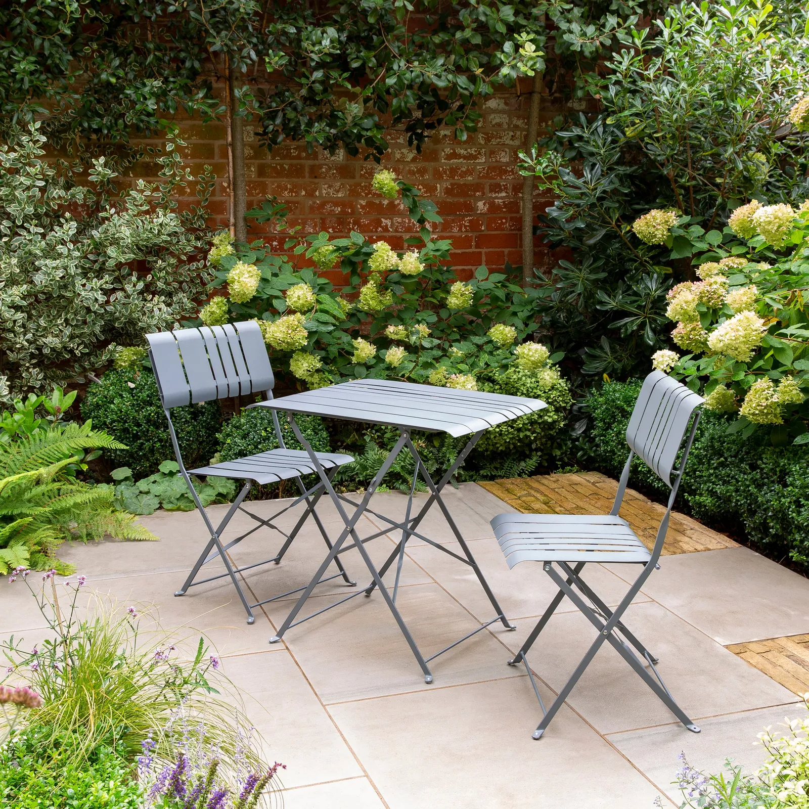 Amsterdam 2 Seater Metal Bistro Set Light Grey