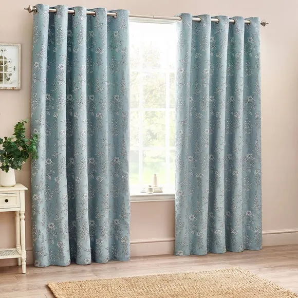 Sophia Eyelet Curtains 5