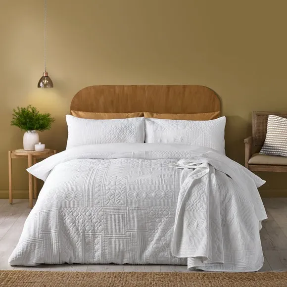 Catherine Lansfield Folkstone Geo Duvet Cover & Pillowcase Set 1