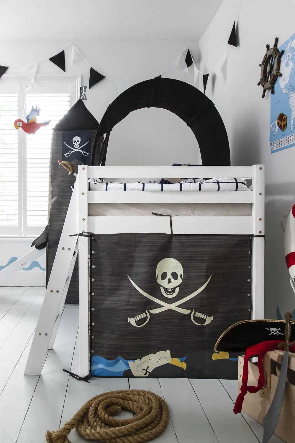 Nöa and Nani Moro Cabin Bed with Slide & Pirate Hideaway Package in White 2