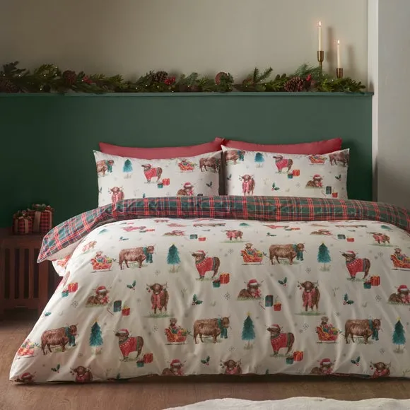 Catherine Lansfield Christmas Highland Cow Polycotton Duvet Cover & Pillowcase Set