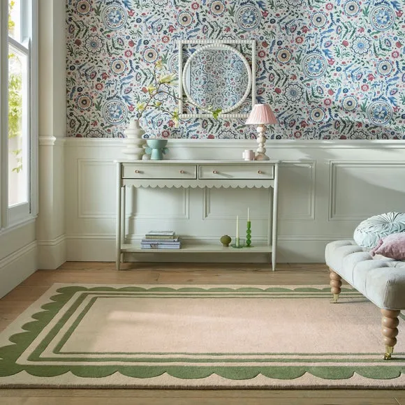 Lois Scallop Border Wool Rug 1