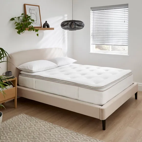 Fogarty 1000 Pocket Memory Foam Pillow Top Hybrid Mattress 2