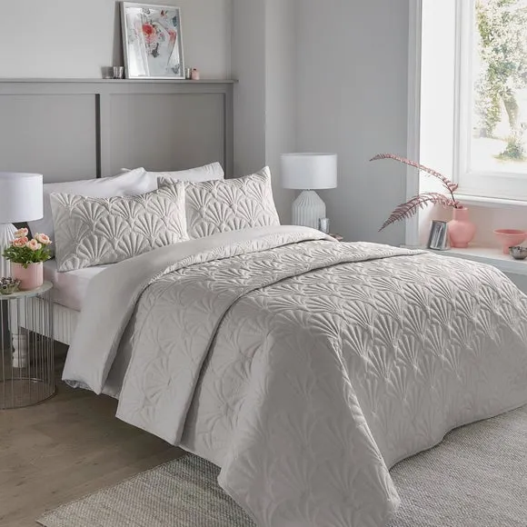 Cavali Duvet Cover and Pillowcase Set 1