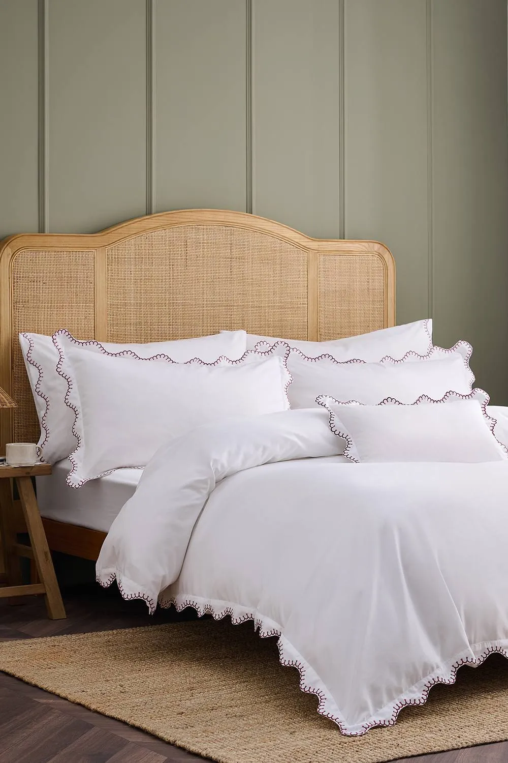 CHRISTY 'Lucerne Scallop' Luxury Cotton Sateen Duvet Cover Set in Pink