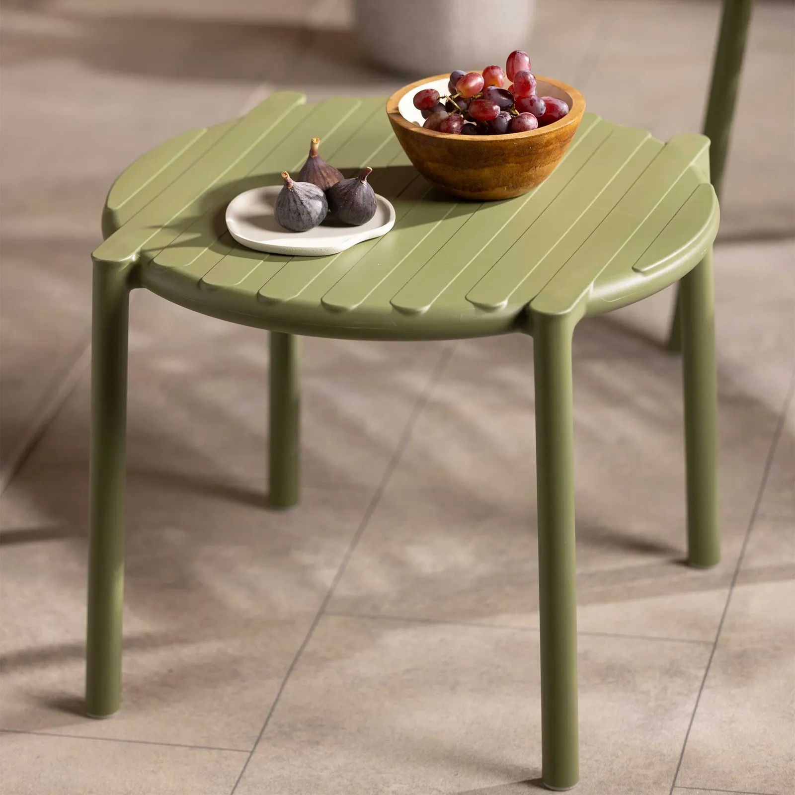 Lima Coffee Table, Round, Recycled Plastic, Green | Barker & Stonehouse 3
