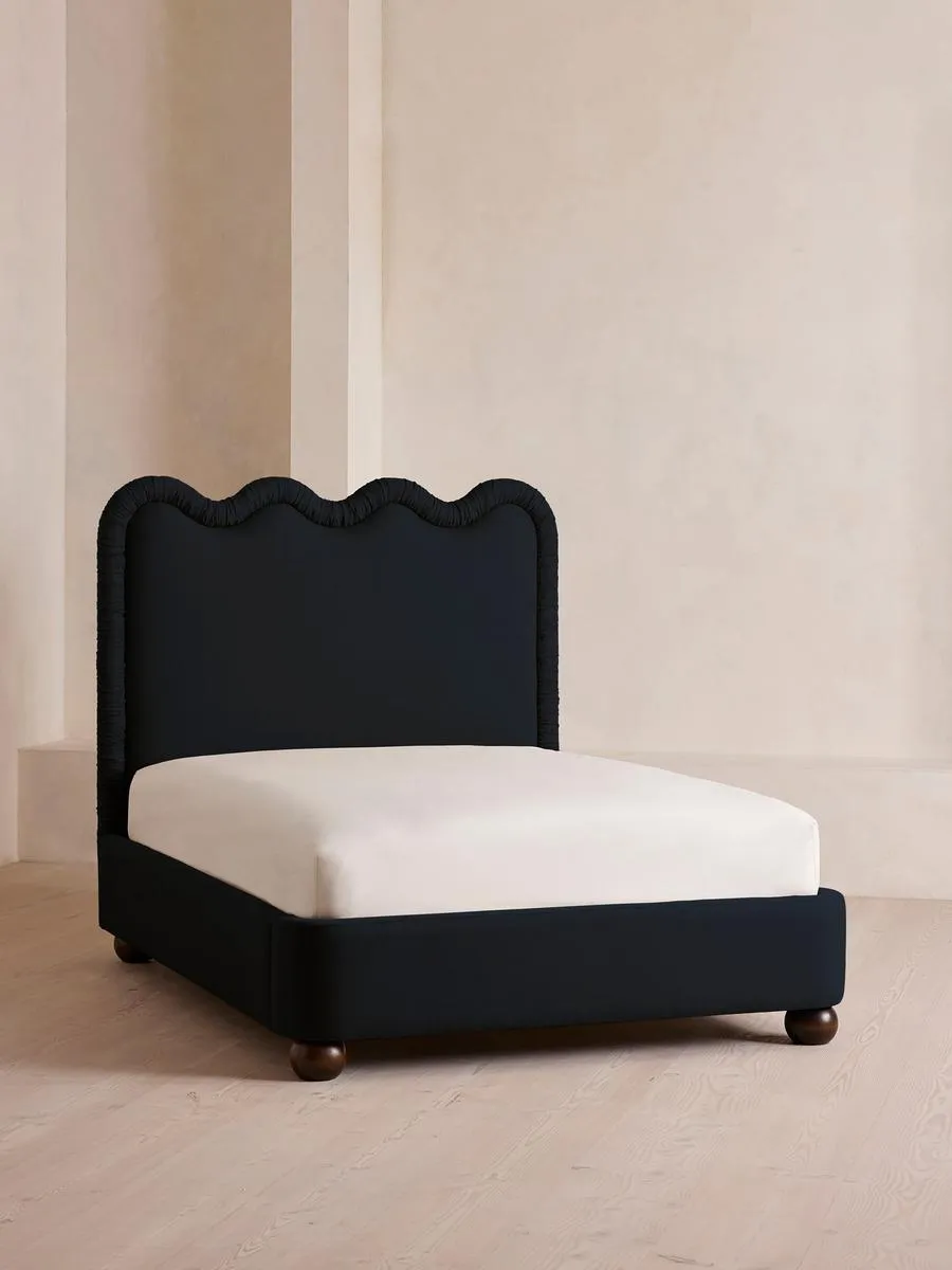 Tristan Bed, Super King, Linen, Indigo