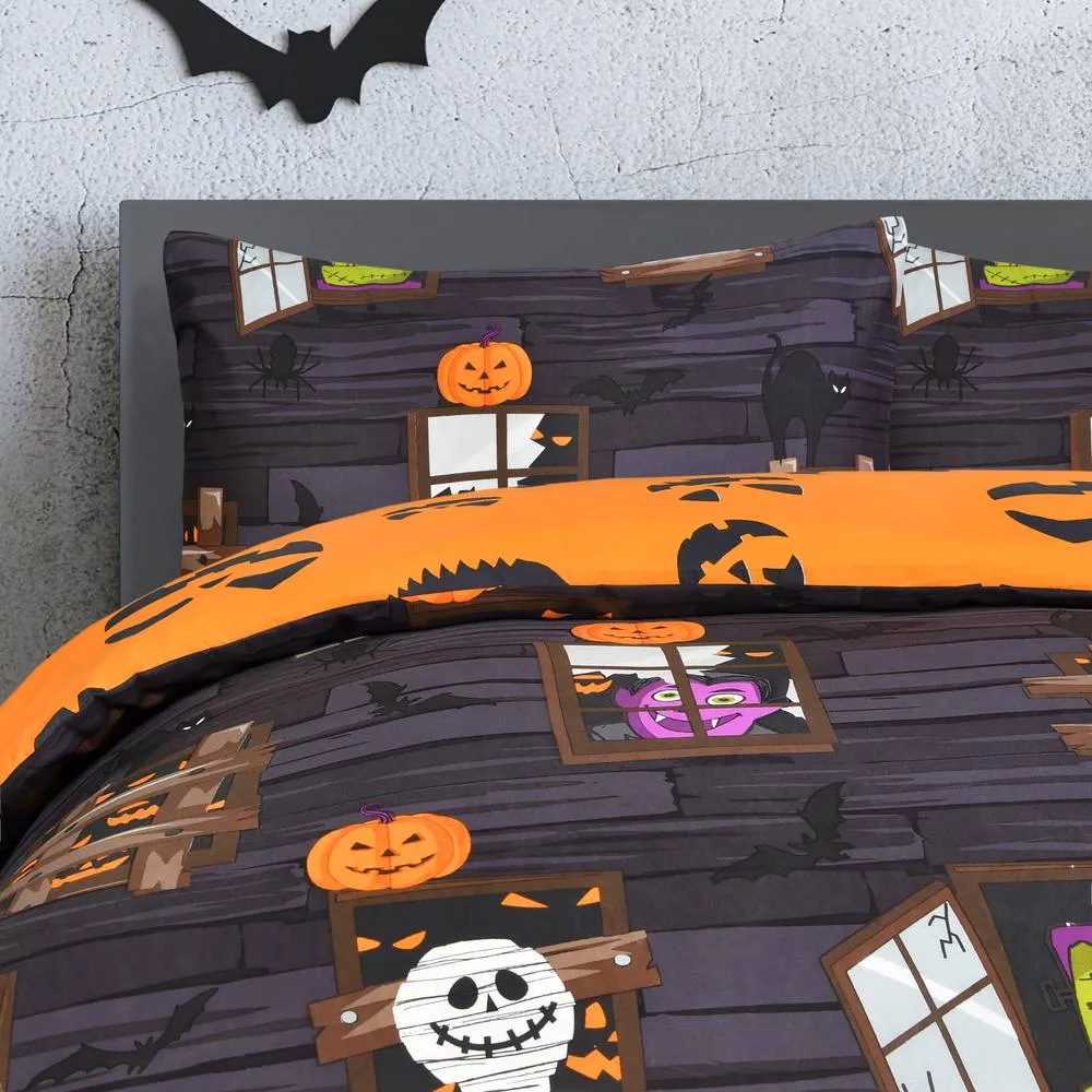 Smart Living Luxury Soft Reversible Haunted House Duvet Cover & Pillowcases in Charcoal 5