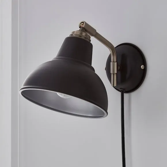 Bradwell Plug In Wall Light 2
