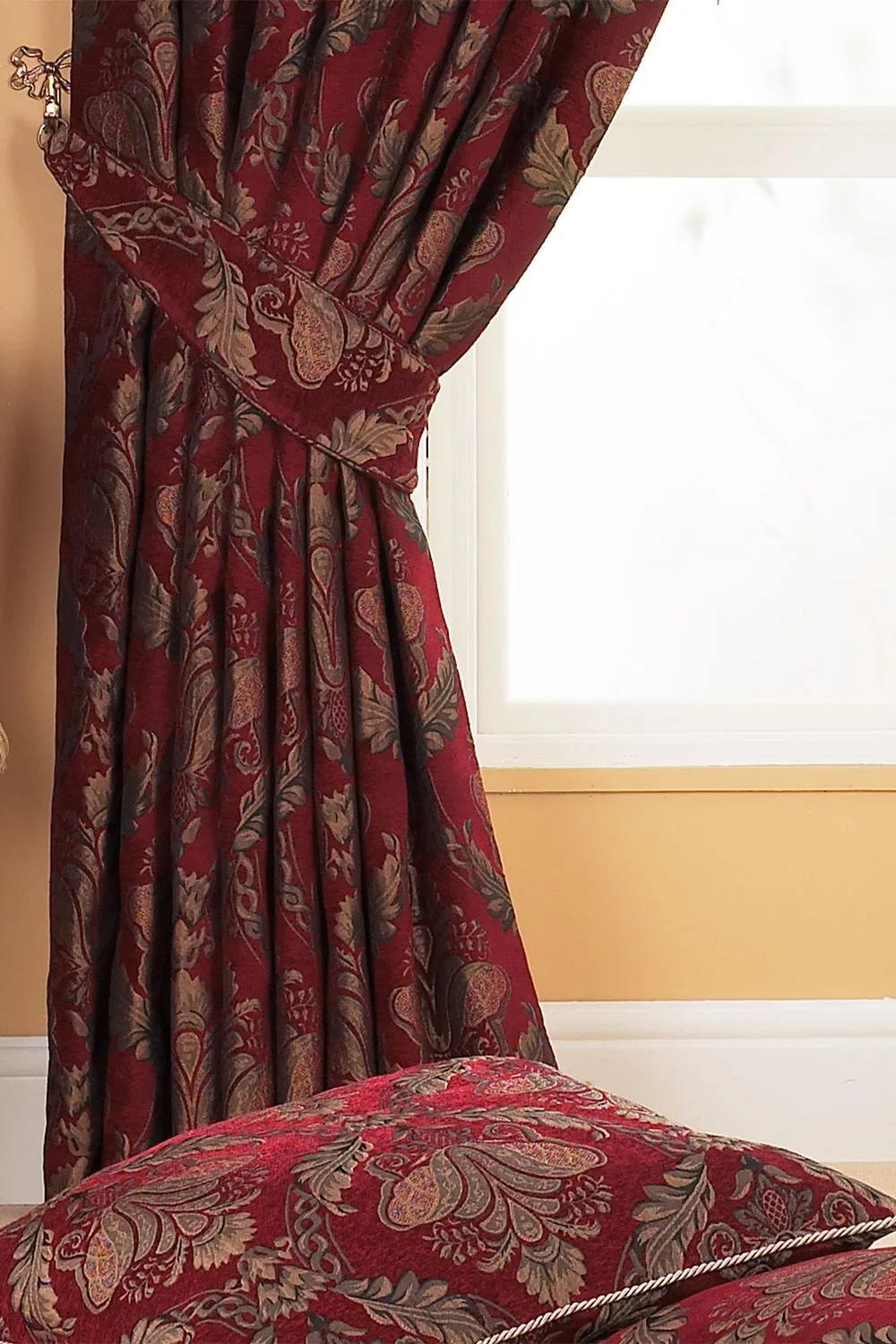 Paoletti Shiraz Traditional Jacquard Pencil Pleat Curtains in Burgundy 3