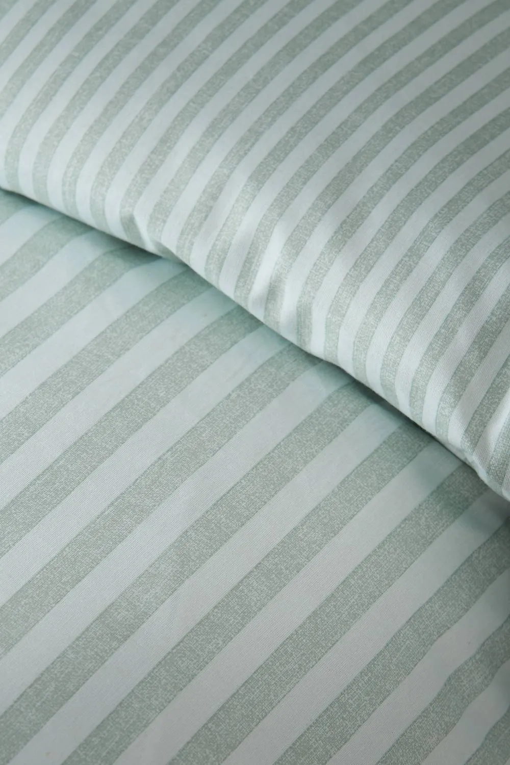 Catherine Lansfield 'Epping Textured Stripe' Reversible Duvet Cover Set in Green 4