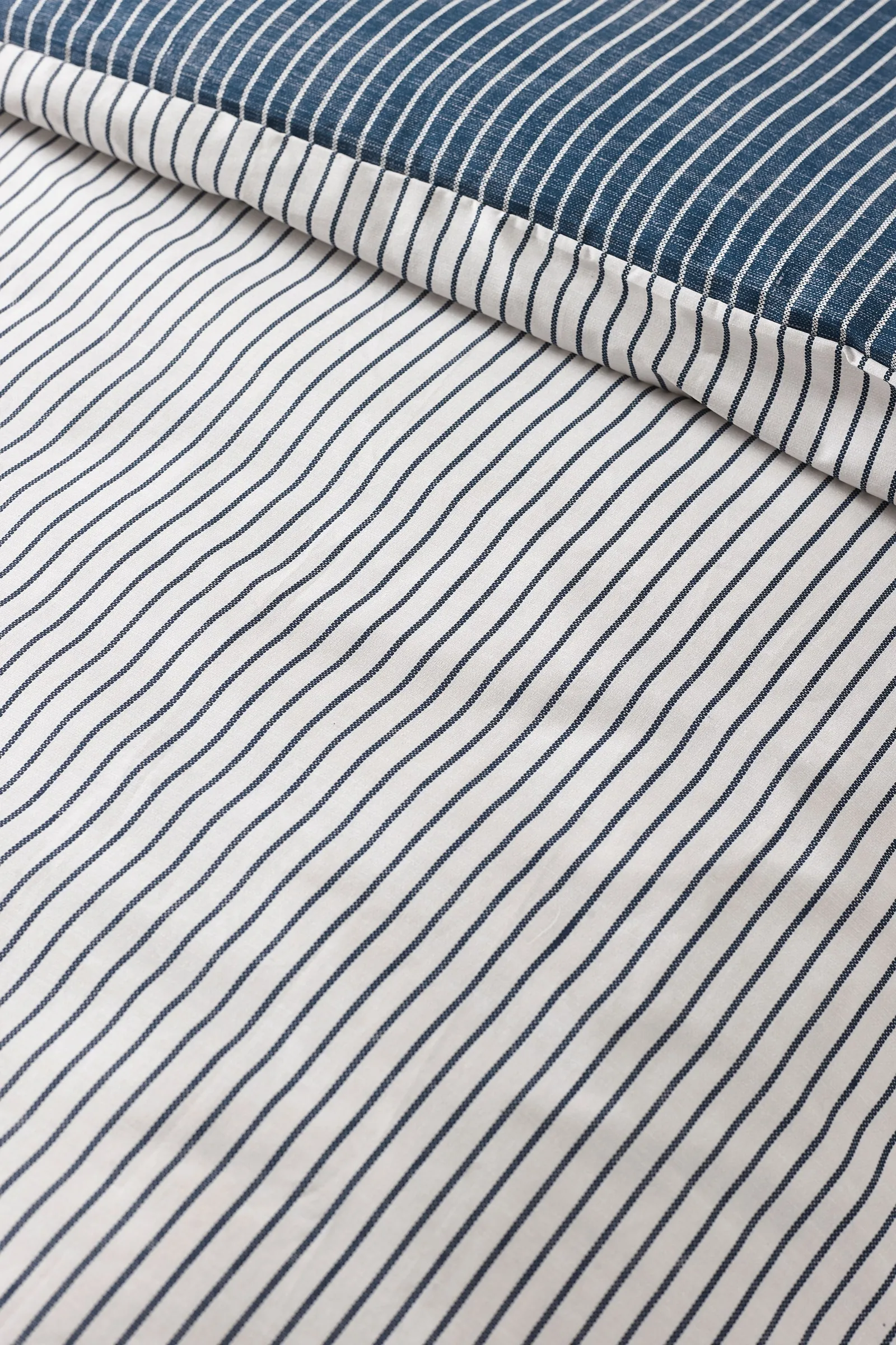 Catherine Lansfield 'Oxford Pinstripe' Reversible Duvet Cover Set in Navy 4