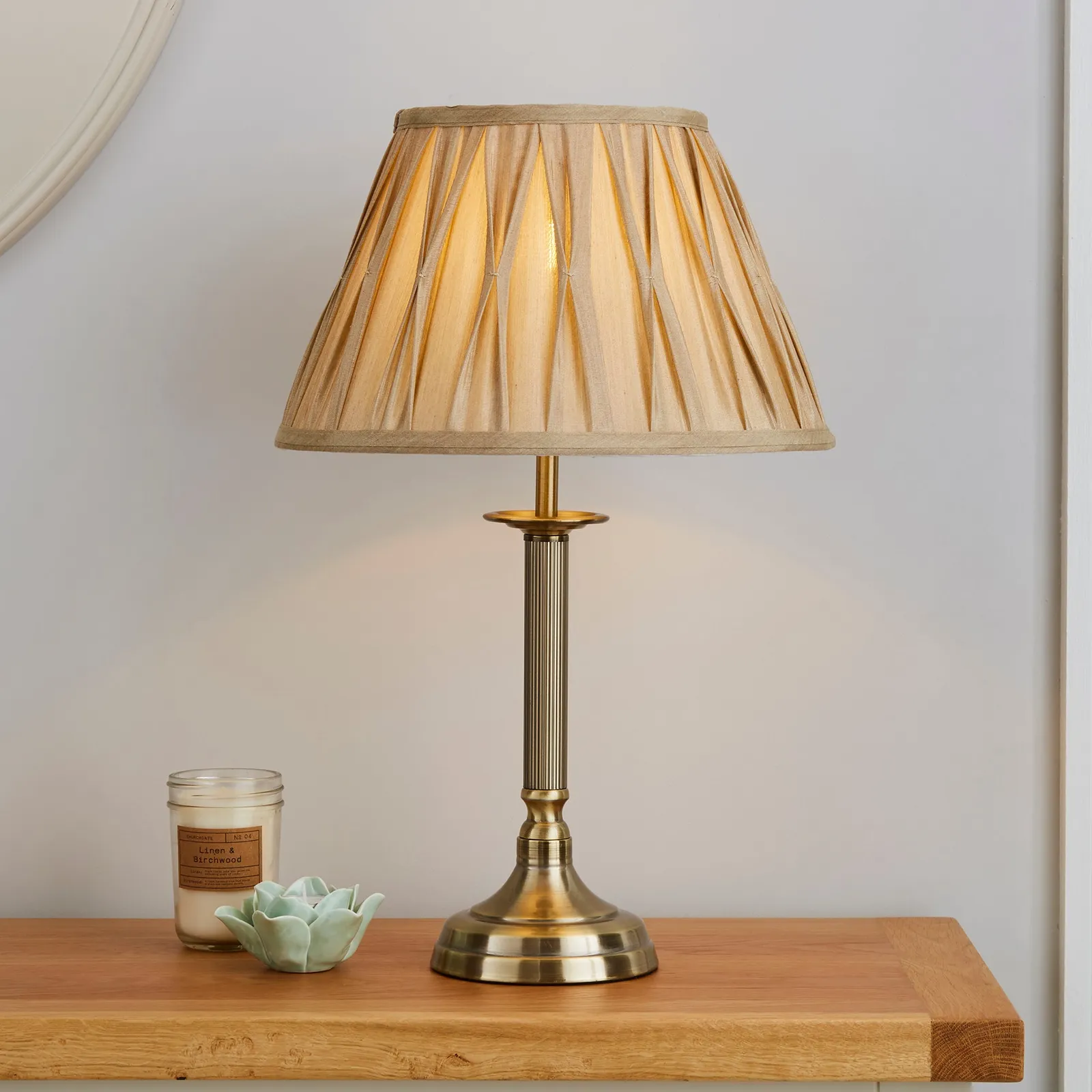 Reeded Antique Brass Table Lamp Gold