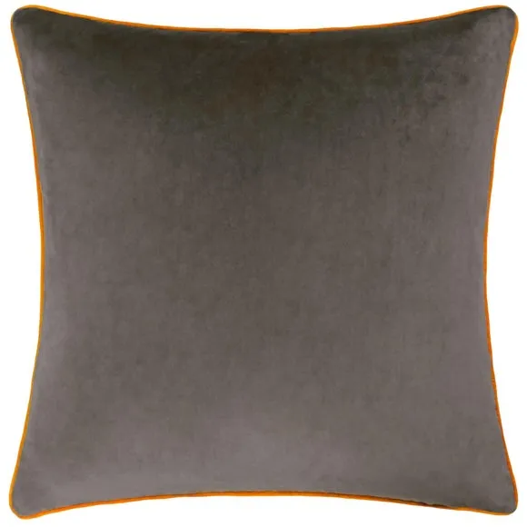 Furn. Square Cushion 2
