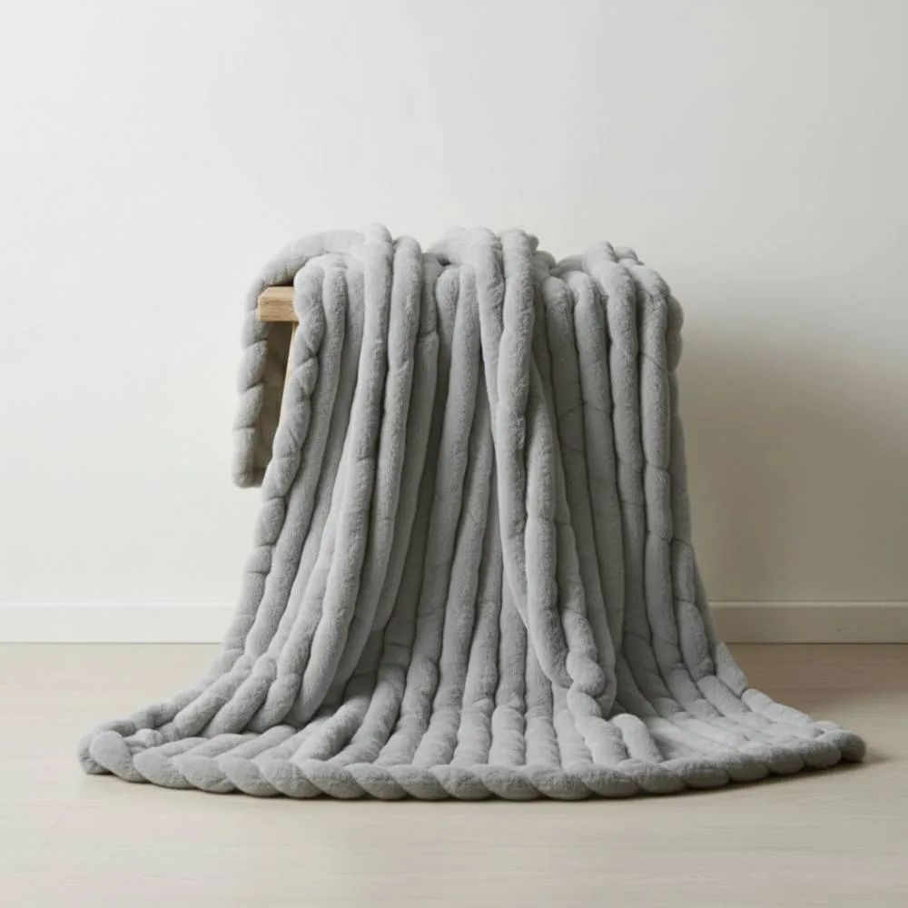 Snug City Luxury Big Cord Blanket Thick Ribbed Throw Ultimate Comfort Warmth in Silver