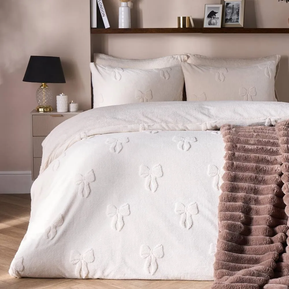 OHS Bows Tufted Teddy Fleece Super Soft Duvet Set with Pillowcase in Ivory