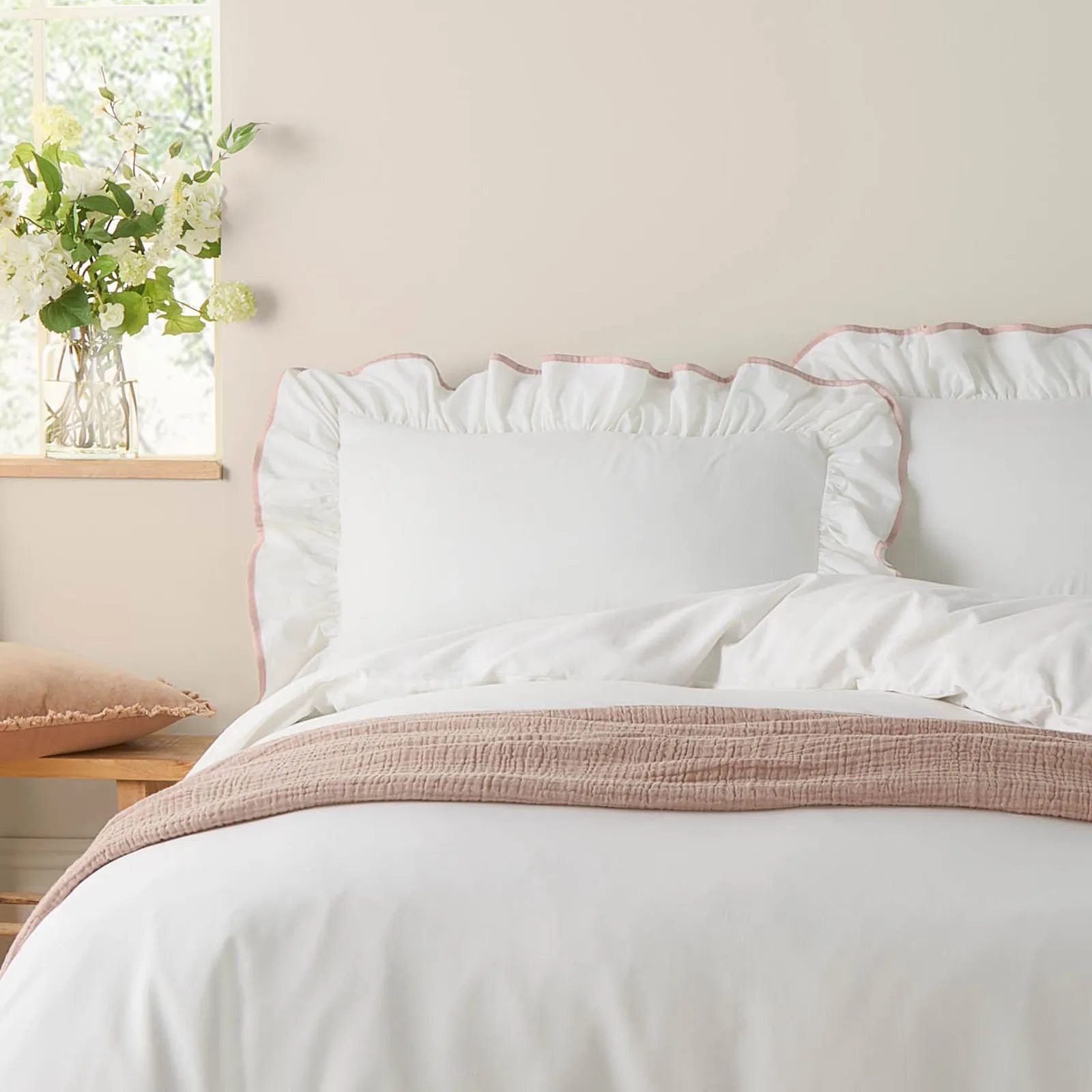 Wylder Blousey Ruffled 100% Cotton Pillowcase Pair in Pink 2