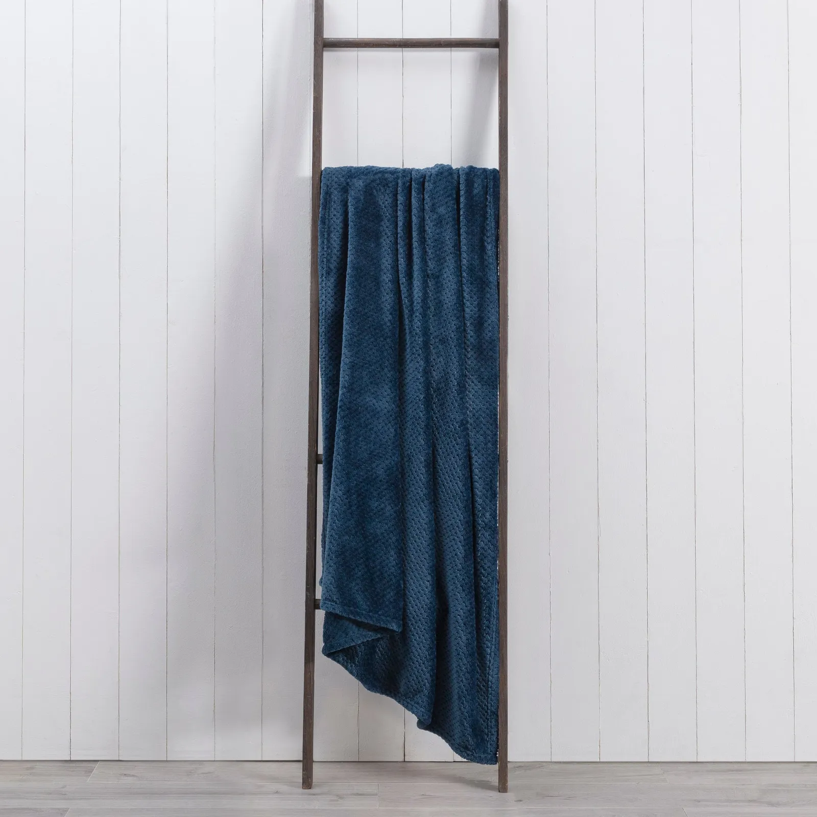 Evan 200cm x 200cm Throw Blanket 1