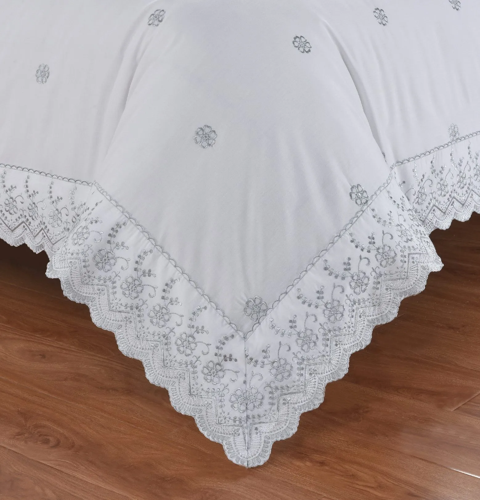 Rapport Home Gabrielle Floral Polycotton Fabric Duvet Cover Set Size Silver, Silver 2