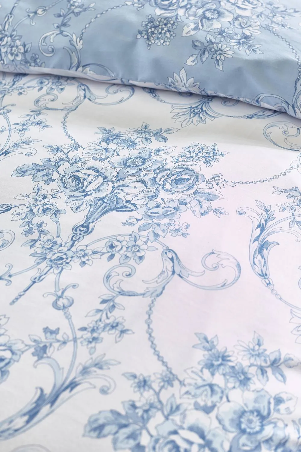 Catherine Lansfield 'Antoinette Damask' Reversible Duvet Cover Set in Blue 4