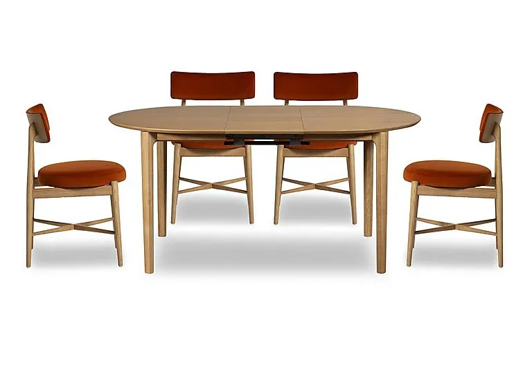 Winchester Oval Extending Dining Table with 4 Chairs