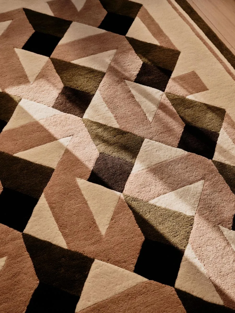 Hewitt Rug, 170 x 240cm