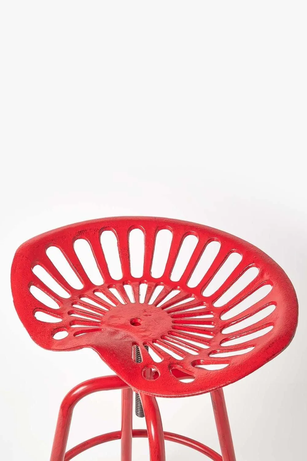 Homescapes Vintage Style Metal Adjustable Tractor Seat Bar Stool in Red 3