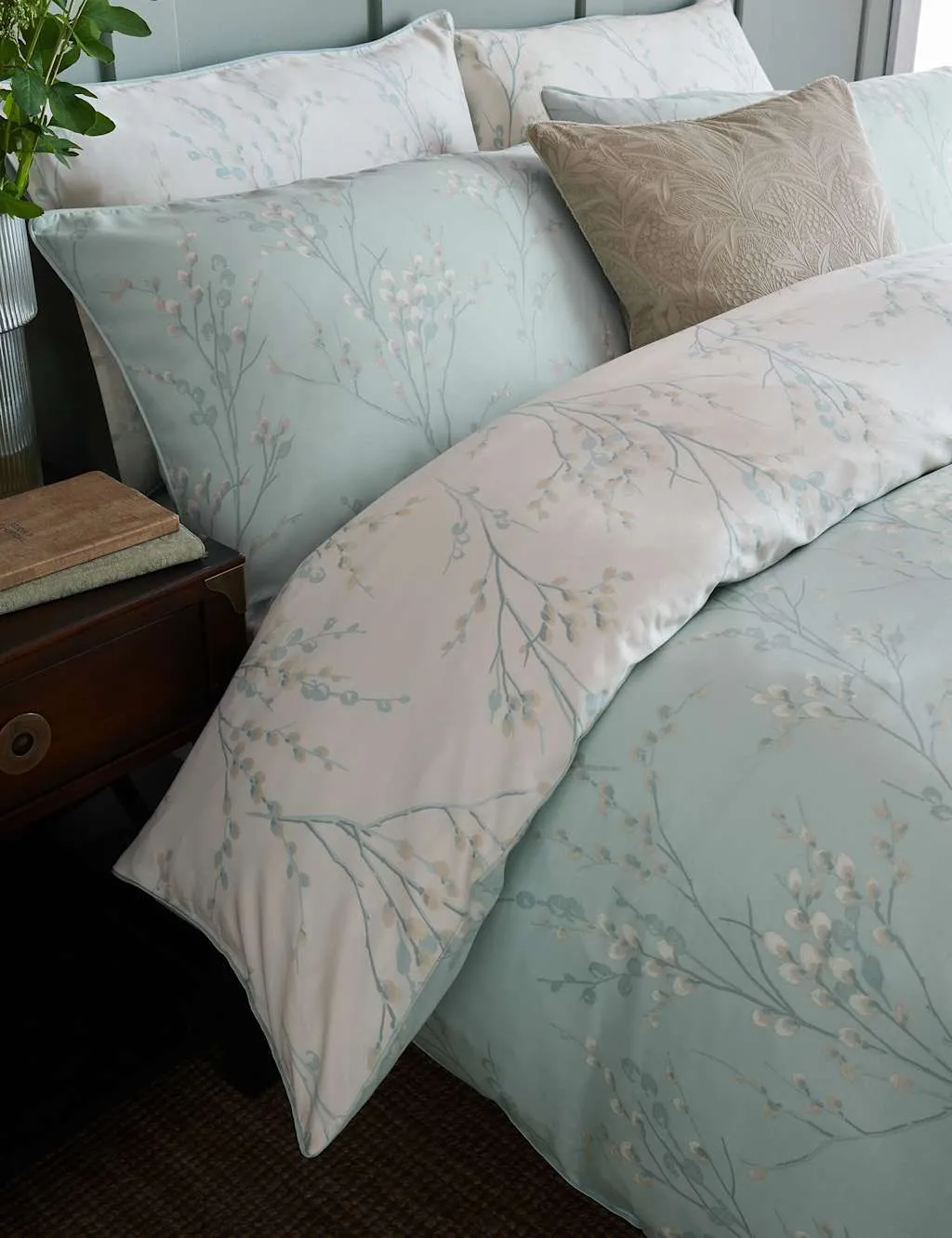 Laura Ashley 2 Pack Pure Cotton Sateen Pussy Willow Pillowcases Light Blue Mix