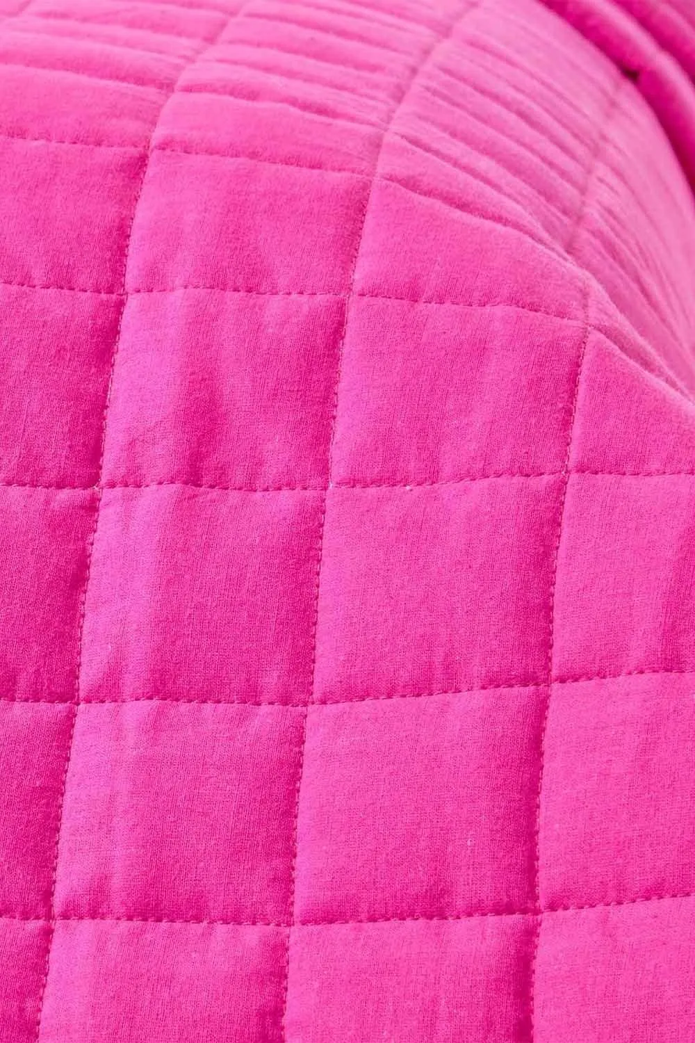 Homescapes Cotton Quilted Reversible Bedspread in Pink 3