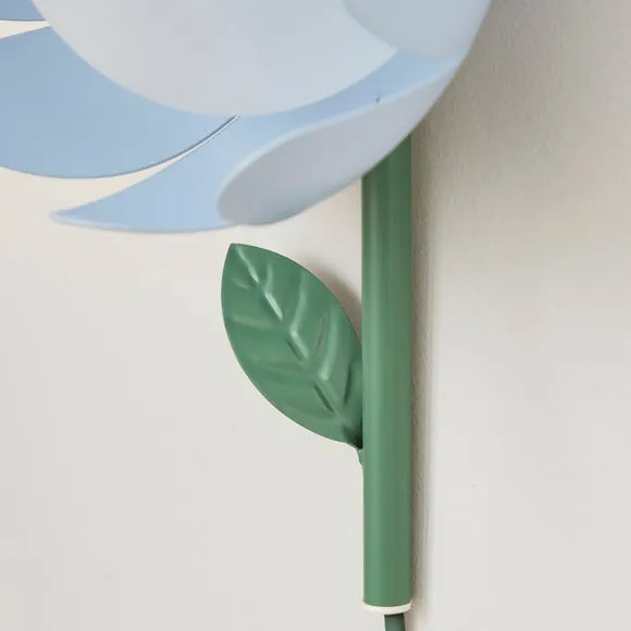 Flower Plug In Wall Light 3