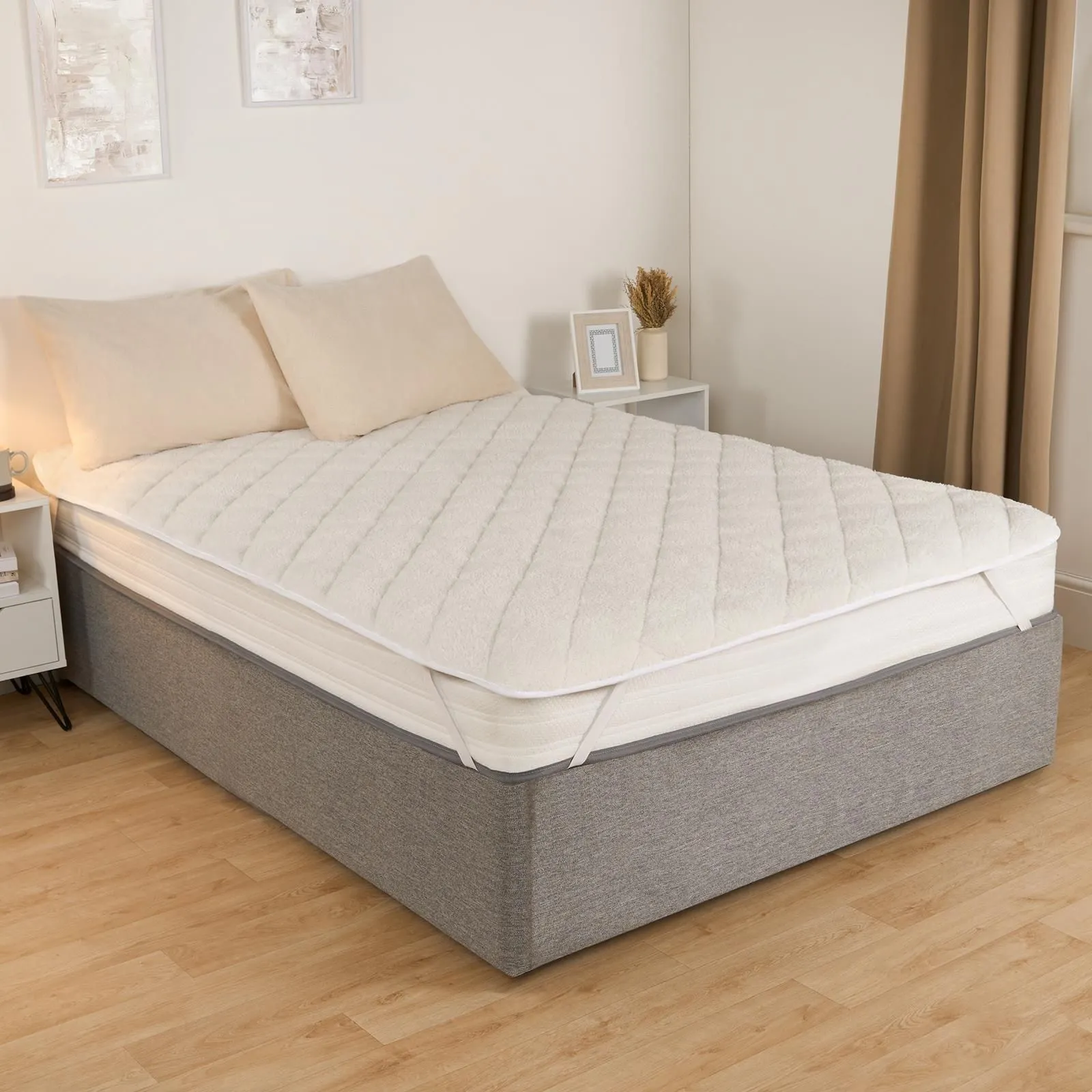 OHS Teddy Soft Warm Thermal Mattress Topper Fitted Sheet, Cream