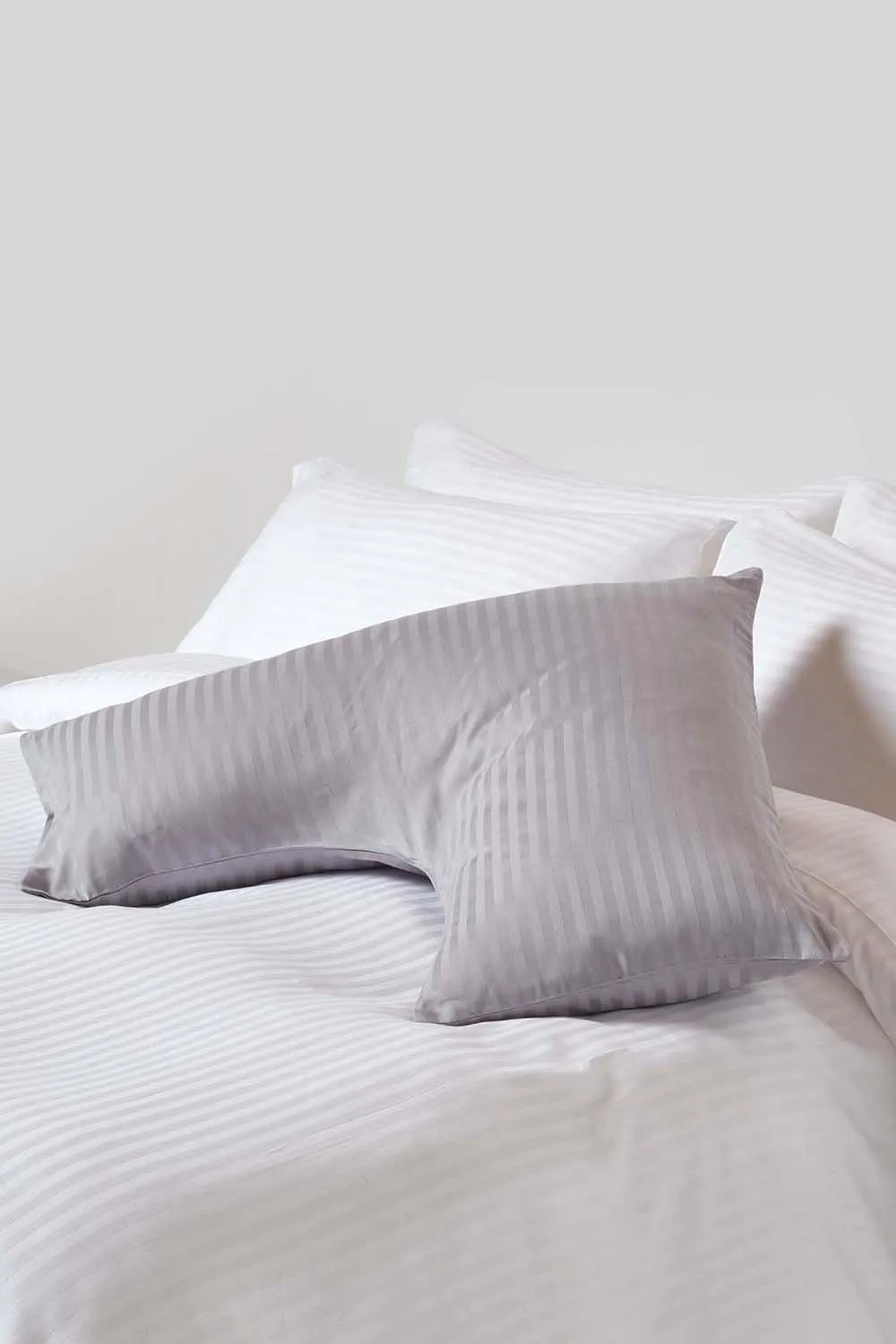 Homescapes Egyptian Cotton Super Soft V Shaped Pillowcase 330 TC in Grey 2