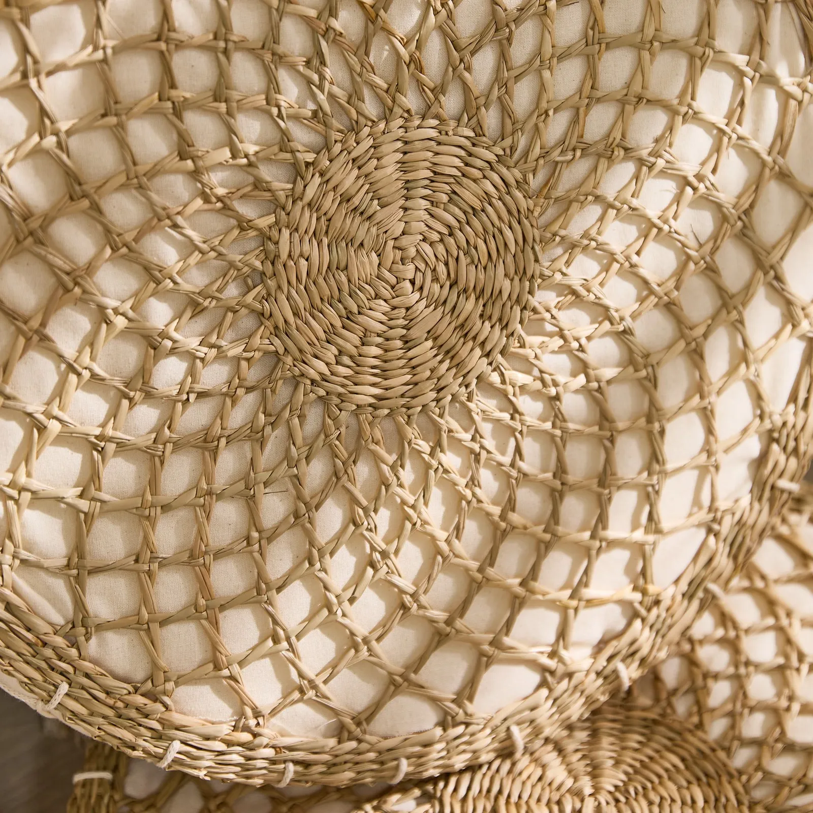 Dibor Vintage Style Ambala Woven Round Floor Seat Pad Cushion Dia 40cm in Natural 4