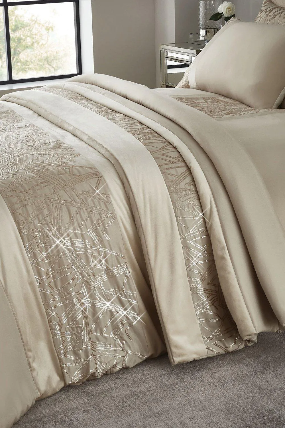 Velvet Sparkle Bedspread
