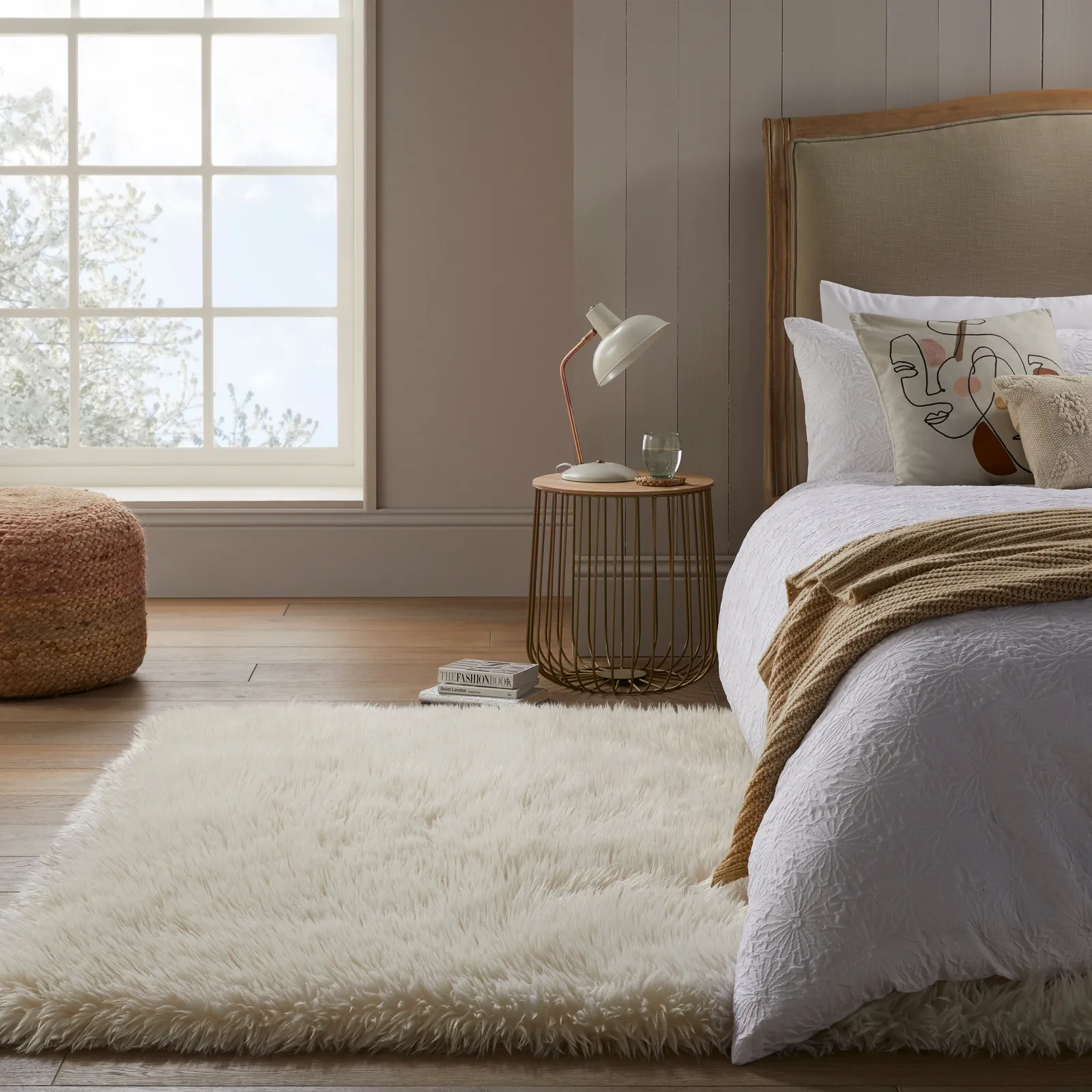 Luxe Faux Sheepskin Rug Luxe Ivory