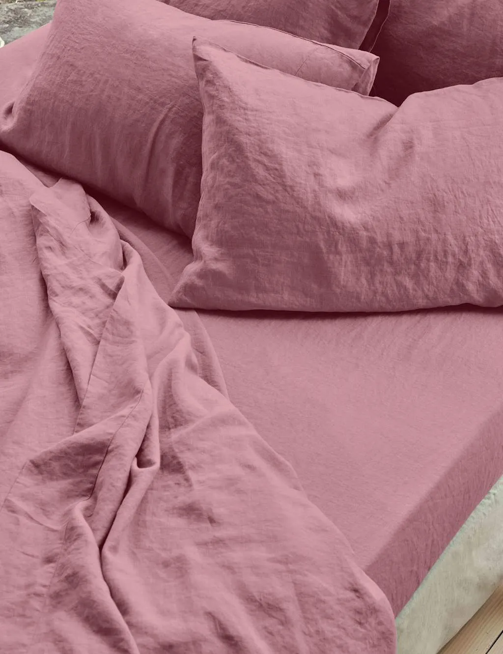 Piglet In Bed Pure Linen Fitted Sheet Pink