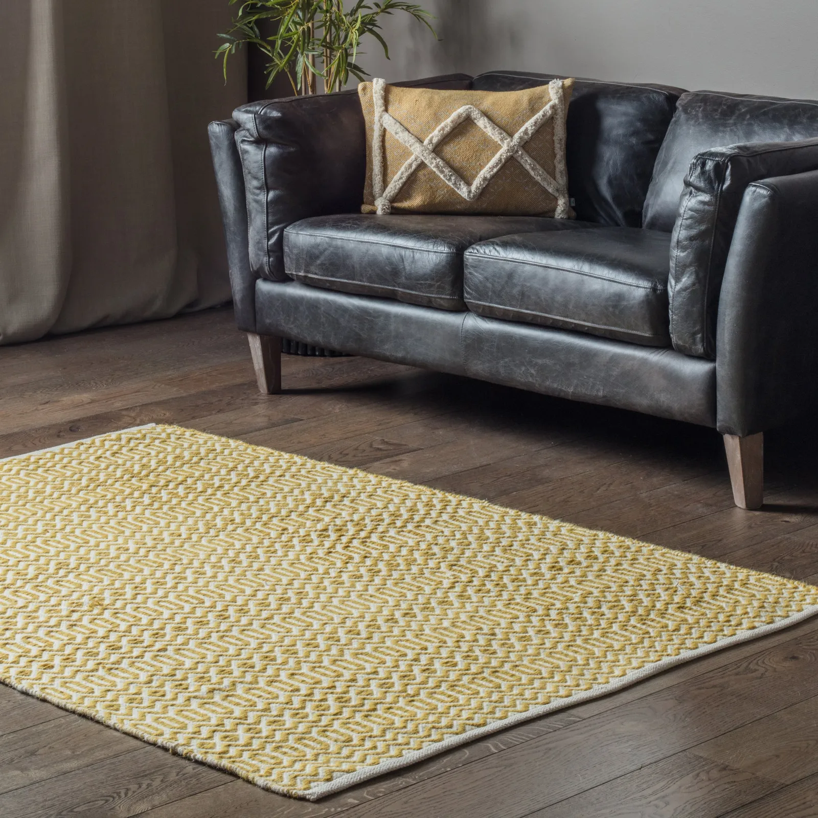 Kishan Rug Ochre (Yellow)